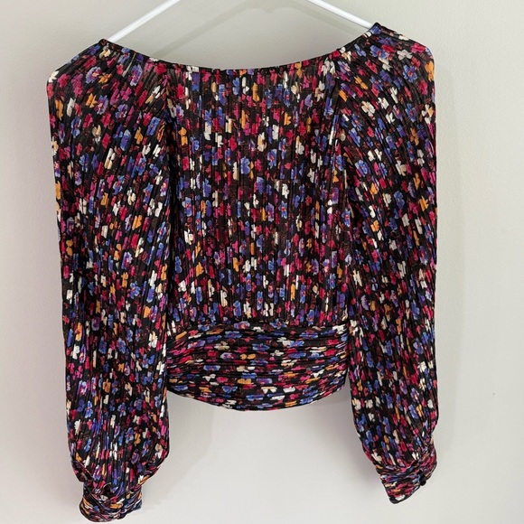 ASTR The Label Pernilla Pleated Long Sleeve Blouse - Black/Pink Ditsy - Medium - Picture 11 of 14